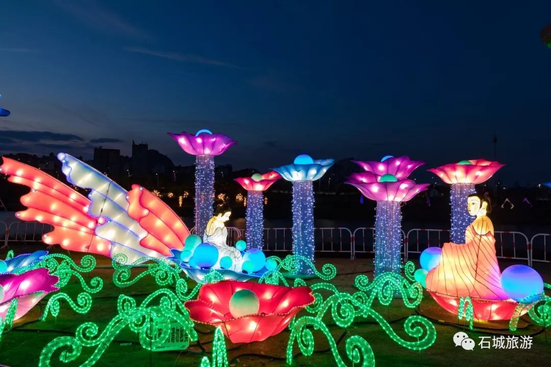  德甲收官战精彩纷呈，赛季大幕落下完美注脚